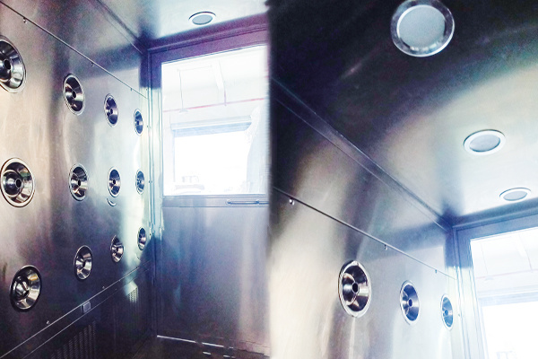 Air shower room